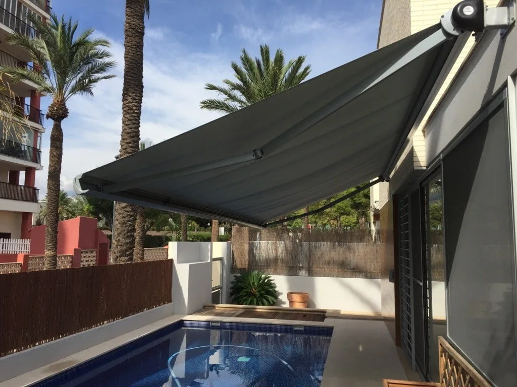 toldo de brazos extensibles