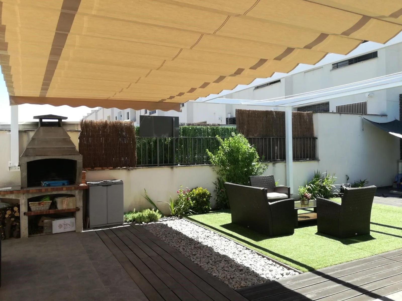 pergola