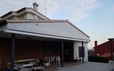 Toldo ARMONY PLUS de BAT 9,60m x 4,00m con SOMFY en Borriol