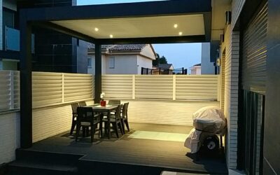 Pérgola bioclimática 4,50m x 4,00m a dos colores en Castellón