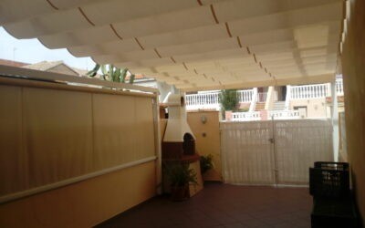 Toldo plano 3,50m x 6,50m + Toldo vertical 5,00m en Playa Moncofar